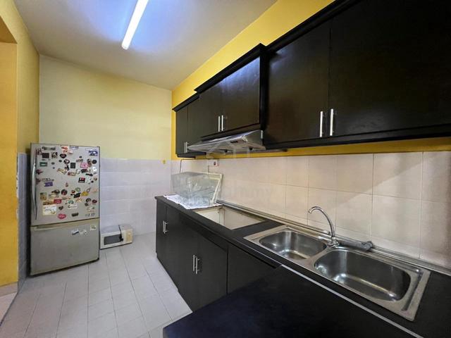 Open Facing Ground Floor Townhouse, Seri Pristana Saujana Utama 3