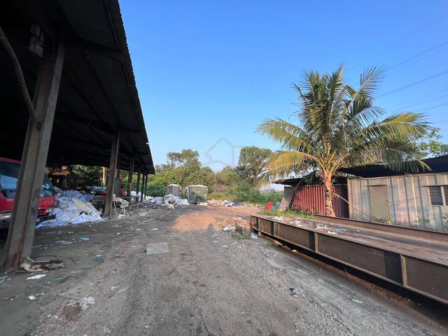 Land and building for sale - Kulim 1