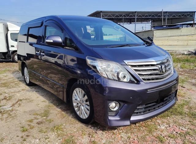2013 CASH OTR Toyota ALPHARD 2.4 AUTO WELCAB - 3