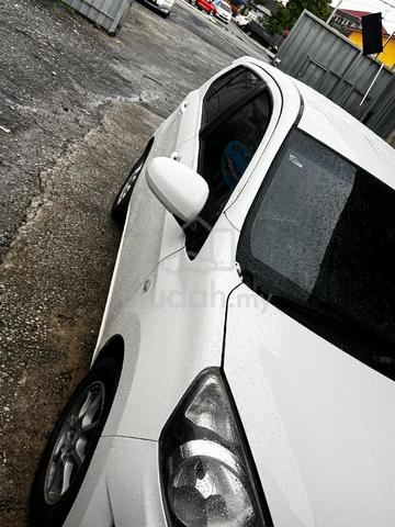 2016 Perodua AXIA 1.0 G (A) - 4