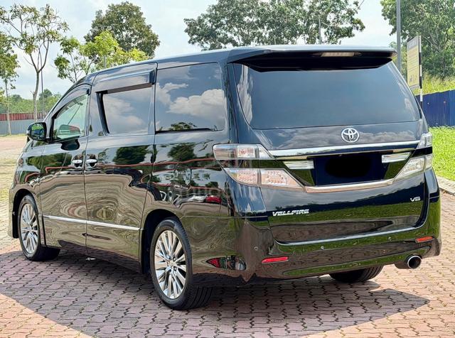 2013 Toyota VELLFIRE 2.4 Z GOLDEN EYES ✅2017 Reg - 2