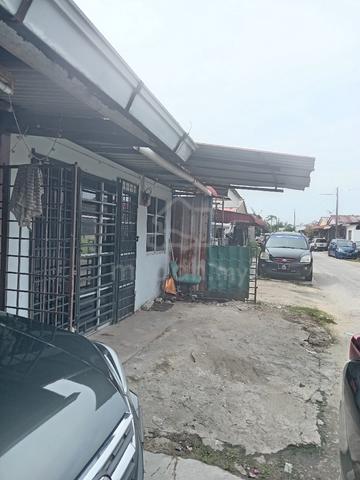 RUMAH TERES KOS RENDAH UNTUK DISEWa 1