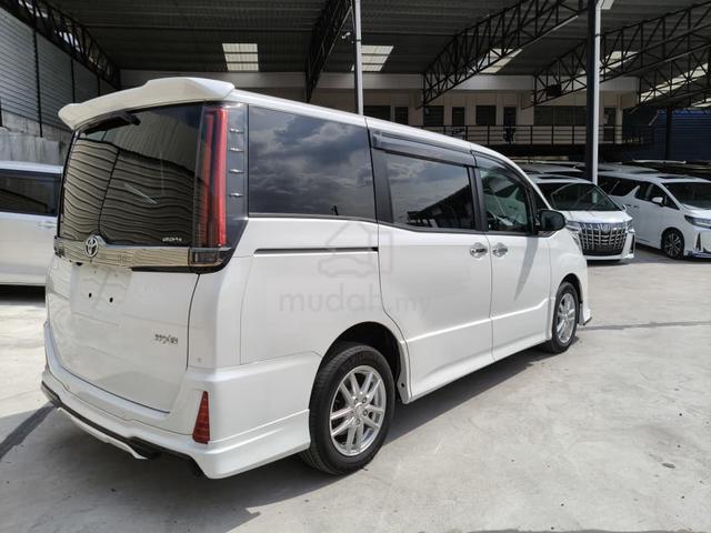 2020 Toyota NOAH 2.0 (A) - 3