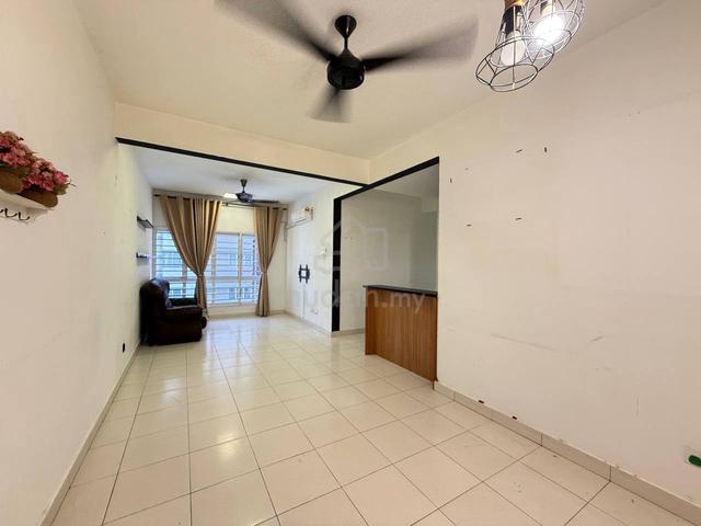 D'Camelia Court 1