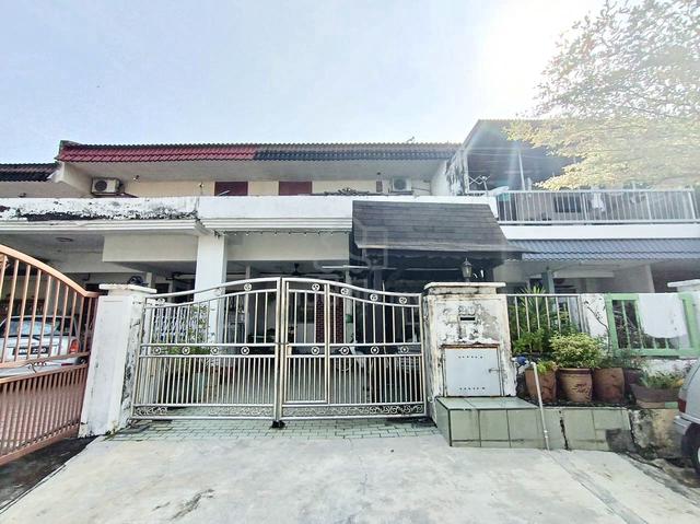 RENOVATED - 2 Storey Terrace Taman Dagang Jaya, Ampang 1