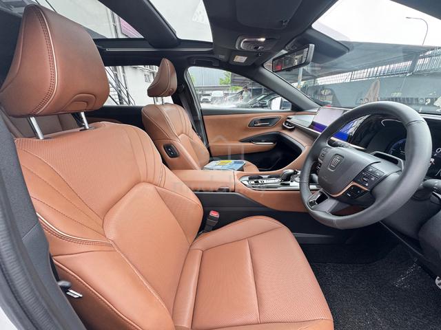 2025 Toyota CROWN ESTATE 2.5 Z (A) Price Can Nego - 5