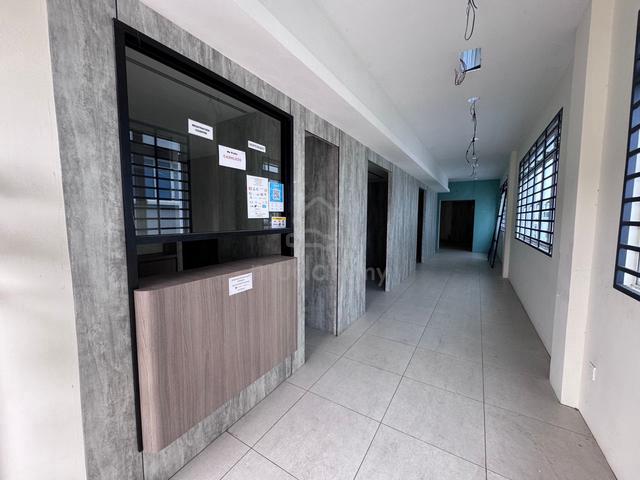 FACE MAIN ROAD 2.5 Storey Shoplot ENDLOT Taman Bukit Rambai RENOVATED 1
