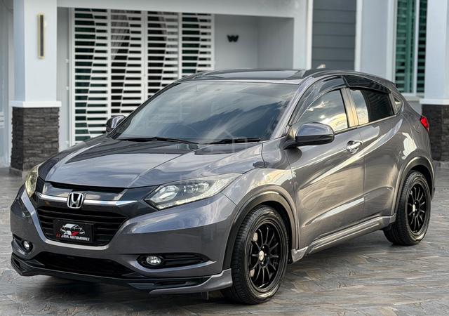 2015 Honda HR-V 1.8 V FULLSPECS (A) LIKE NEW AAA++ - 2