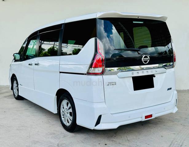 Nissan Serena 2.0L Highway Star New Facelift - 2