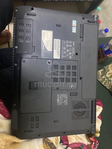 laptop acer aspire 4736z tahun 2009 - photo 2 of 3