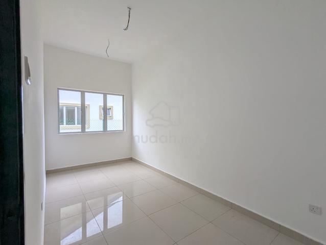 Semi D Setingkat Pulau Indah,  Selangor 1