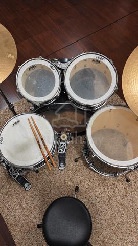 Tama Rhythm Mate with Zildjian S series Cymbals - photo 2 of 4
