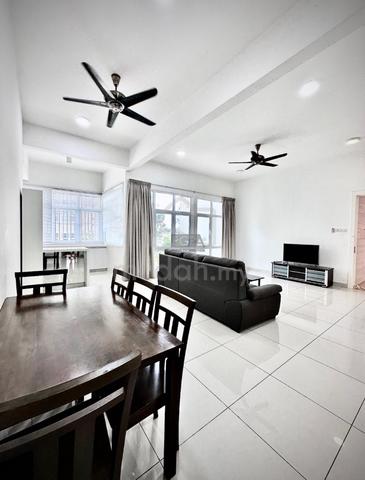 Ferringhi Residence 1