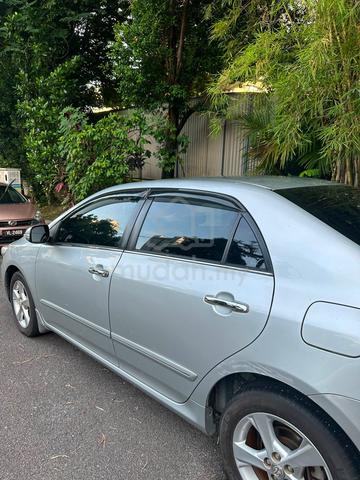 2013 Toyota COROLLA ALTIS 1.8 G FACELIFT (A) - 2