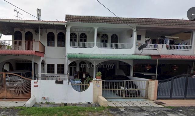 Walking distance to Aeon Station 18 Ipoh 1