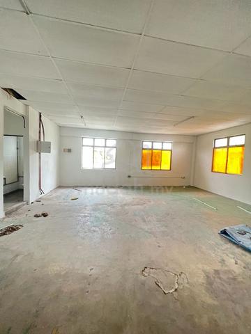 Kota Puteri | 1.5 Storey Warehouse For Rent | End Lot 1