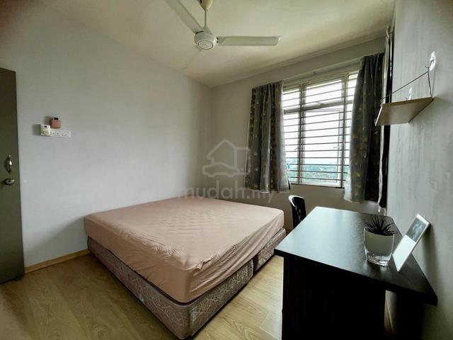 Female room for rent at Larkin Height @ Larkin JB 1