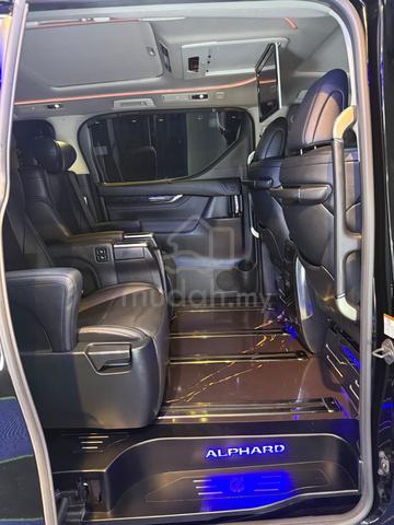 2018 Toyota ALPHARD 3.5 EXECUTIVE LOUNGE AH30 - 3