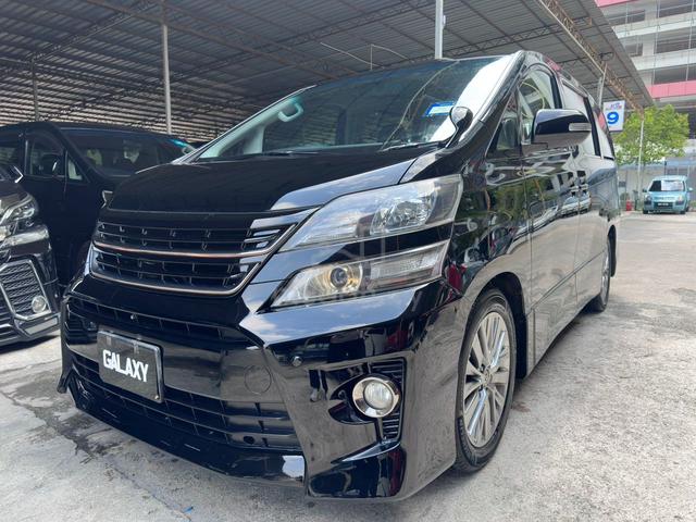 2013/15 Toyota VELLFIRE 2.4 GOLDEN EYES SUNROOF - 1