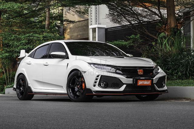 rim 18 ORI RAYS 57CR MADE IN JAPAN TYPE-R FK8  FL5 - photo 5 of 5