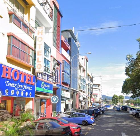 3.5 Storey Shoplot for Sell. Kipark Sri Utara, Jalan Kuching, Selayang ...