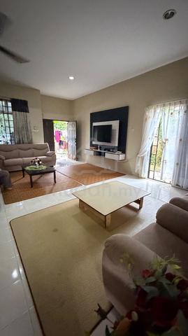 Bunglow House Murah Tanah luas Bandar seri Impian Kluang 1