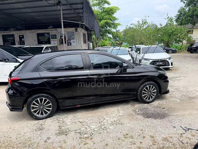 Honda CITY 1.5 RS Hatchback 35k km(A)-23 - 4