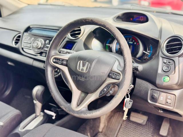 2011 Honda INSIGHT 1.3 (HYBRID) (A) - 4