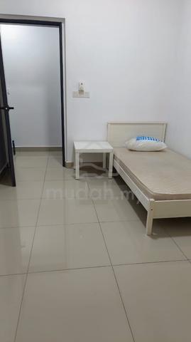 Room To Rent The Wharf Residence (Female Only) 1