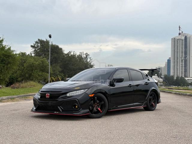 2018 Honda CIVIC 1.5 HATCHBACK (A) - 4
