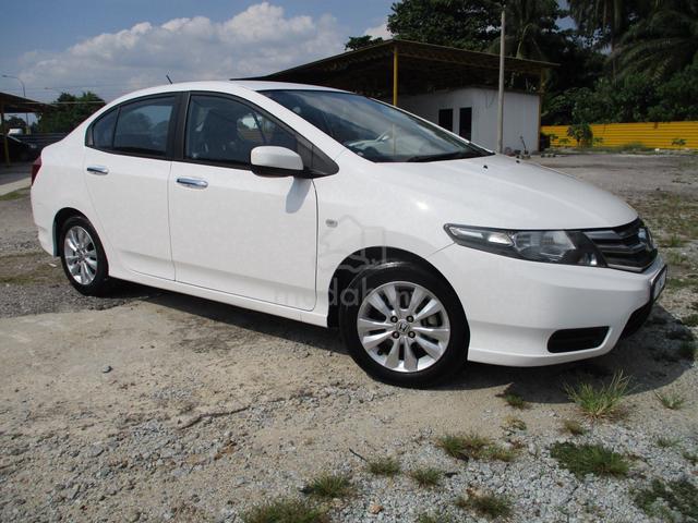 2013 Honda CITY 1.5 FACELIFT (A) White Horse - 1