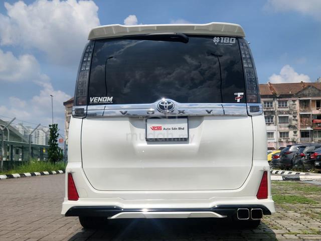 Toyota VOXY 2.0 ZS CONVERTED MODELLISTA 7 SEATERS - 3