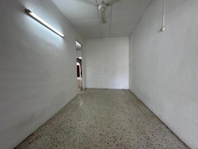 【End Lot For Rent 】Taman Mutiara / Bakar Sampah - Single Terrace House 1