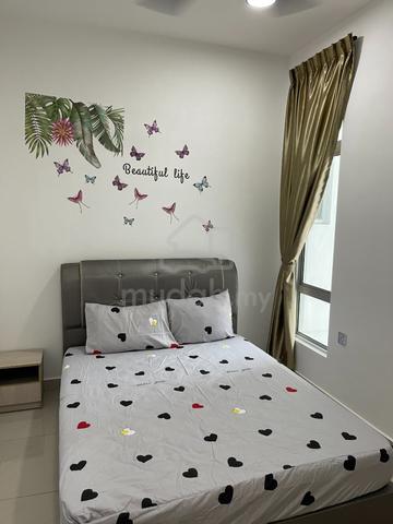 SKS Habitat Larkin Room For Rent Bus to CIQ JB 1