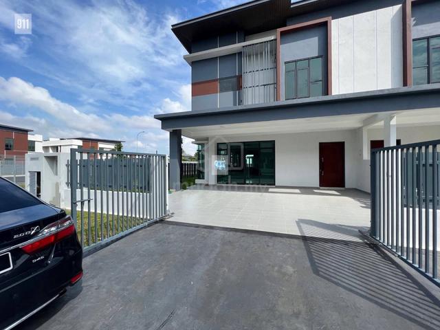 CANARY GARDEN Bandar Bestari KLANG 2 Storey Semi D 40x80 For Sale 1