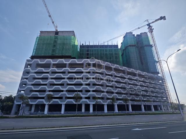 CR RESIDENCE 1