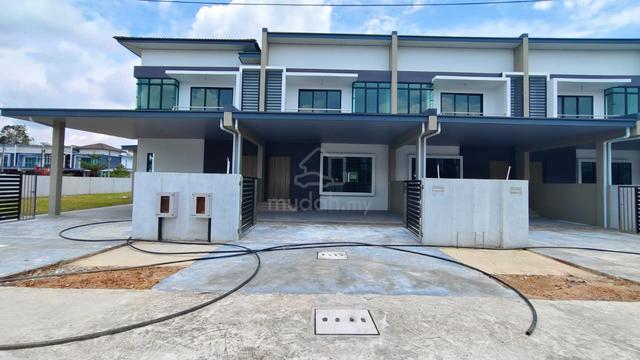 City Garden Double Storey Terrace House @ Samarahan 1