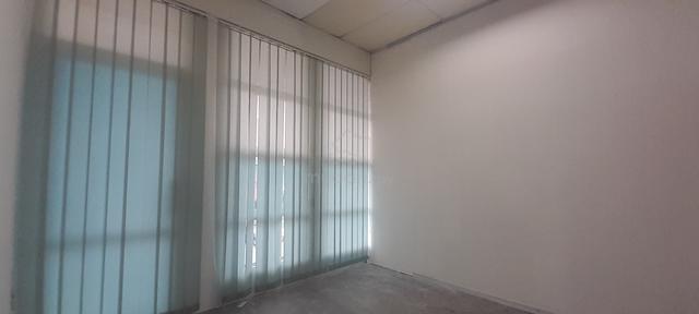 First Floor Office at Putra Heights (Located at Center, LRT) 1
