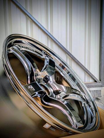 Carousel Image
