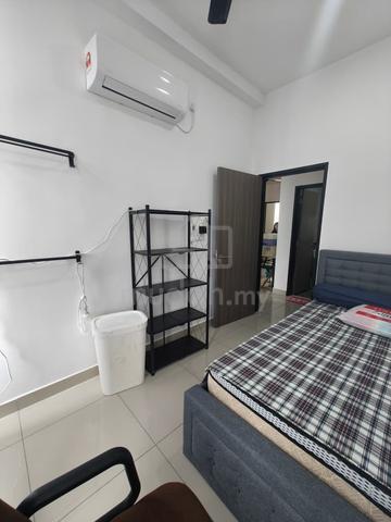 NON-partitioned MASTER Bedroom in Twin Tower Residence, RTS-CIQ-JB SEN 1