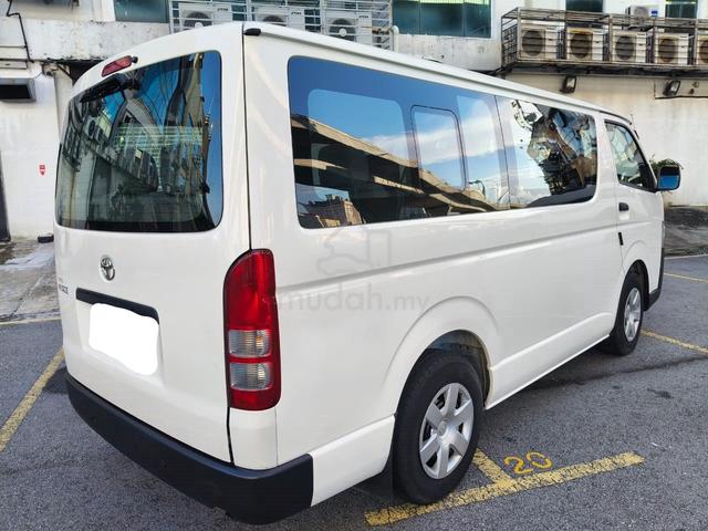 2023 Toyota Hiace 2.5 (M) Window Low Roof 14 Seat - 3
