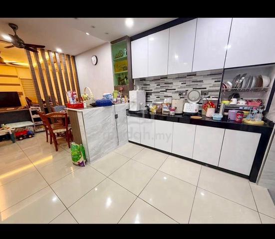 Setia Utama Setia Alam 2.5Storey Terrace For Sale 1