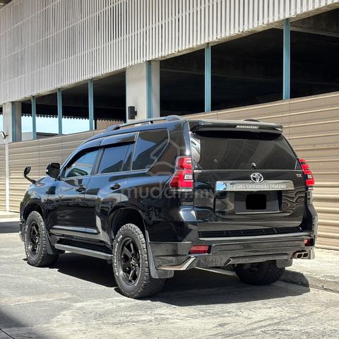 BEST PRICE‼️7 SEATER‼️Toyota Landcruiser Prado 2.8 - 2