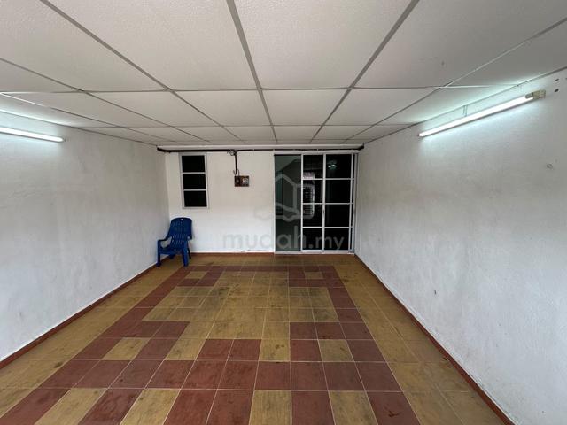 [Renovated] Rumah Teres 2 Tingkat Taman Emas Kuning Taiping, 1