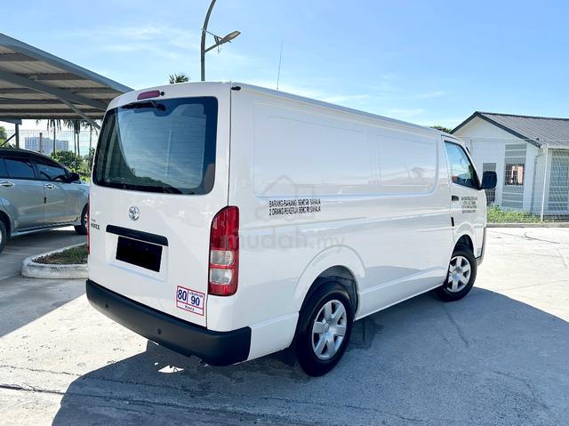 STOCK SEDIA 2026 Toyota HIACE 3.0 PANEL VAN - 2
