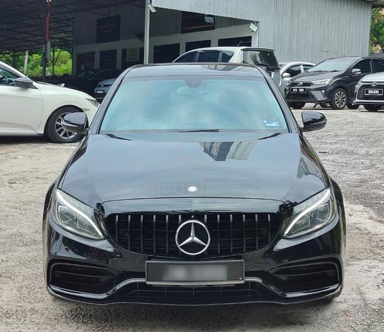 2018 Mercedes Benz C200 AMG 2.0 FREE WARRANTY - 3