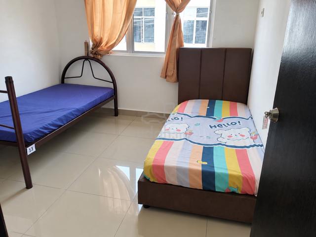 Bilik Bujang Lelaki Single/Sharing | Attached bathroom | TTJ / BSS 1