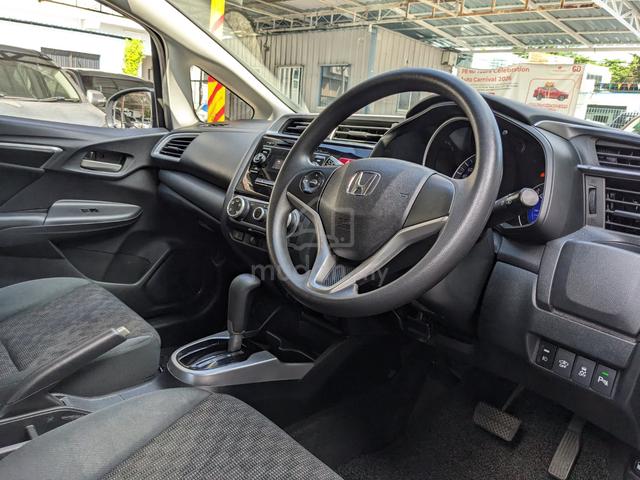 2015 Honda JAZZ 1.5 E (A) - 5