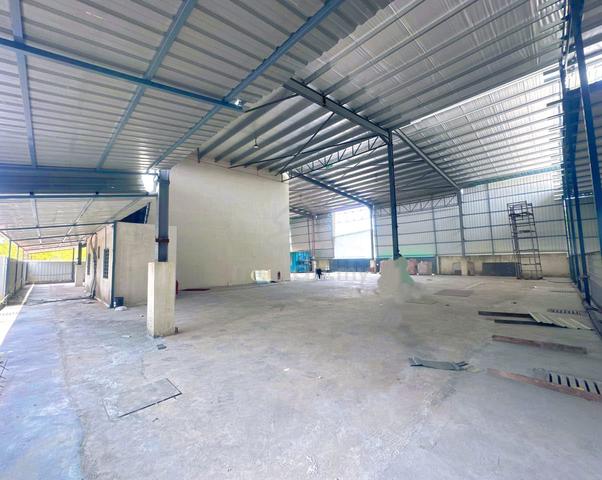 Freehold Factory Warehouse at Bukit Rambai Tanjung Minyak for sale 1