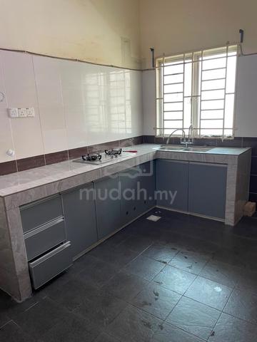 Rumah teres 2 tingkat untuk disewa di Taman Desa YT, Kuala Nerus 1